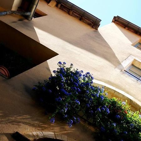 Appartement P2 De Charme - Centre-Ville Nîmes Kültér fotó