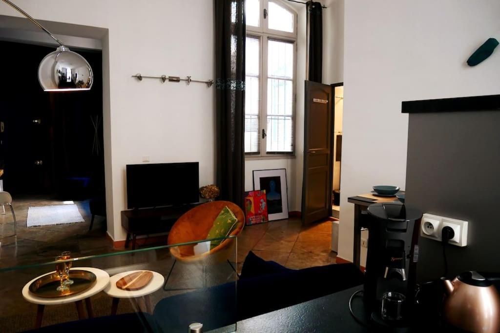 Appartement P2 De Charme - Centre-Ville Nîmes Kültér fotó
